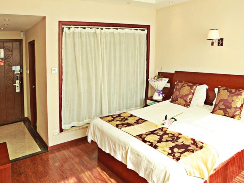 Greentree Inn Shanghai Songjiang University City New Songjiang Road Express Hotel Екстер'єр фото
