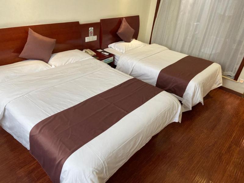 Greentree Inn Shanghai Songjiang University City New Songjiang Road Express Hotel Екстер'єр фото