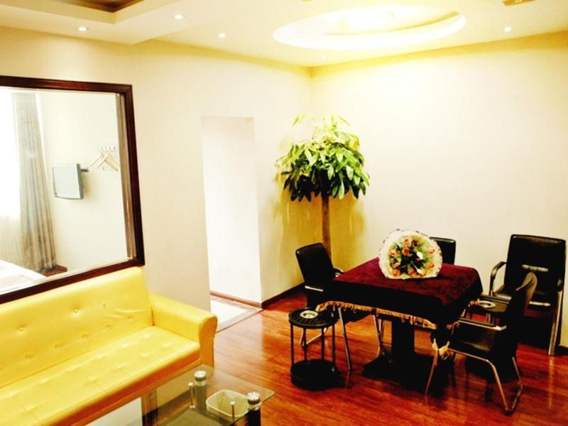 Greentree Inn Shanghai Songjiang University City New Songjiang Road Express Hotel Екстер'єр фото